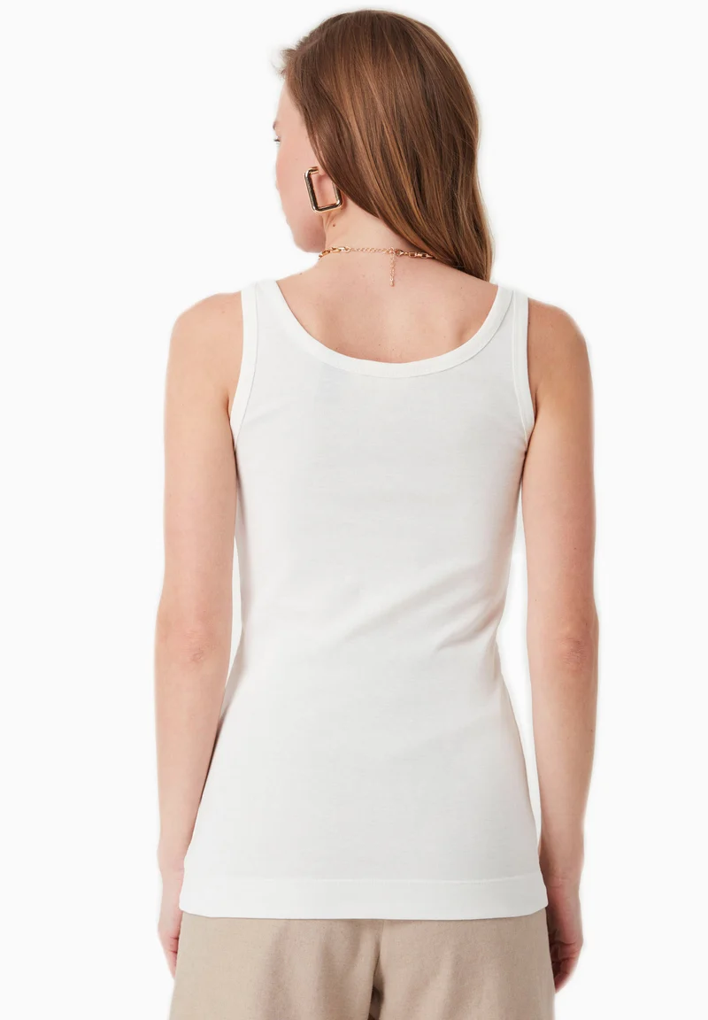 Geripptes Basic Top aus Bio-Baumwolle