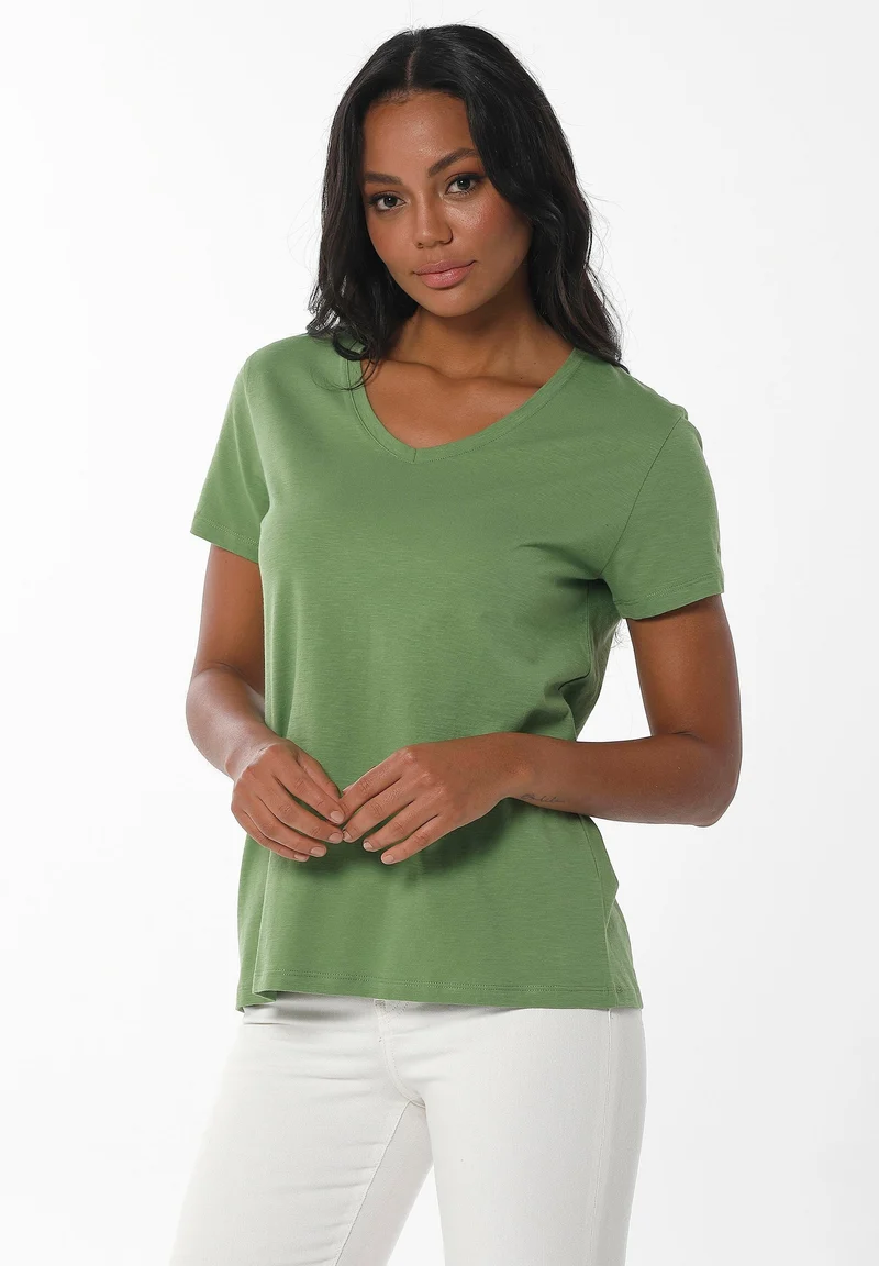 Basic T-Shirt aus Bio-Baumwolle mit V-Ausschnitt