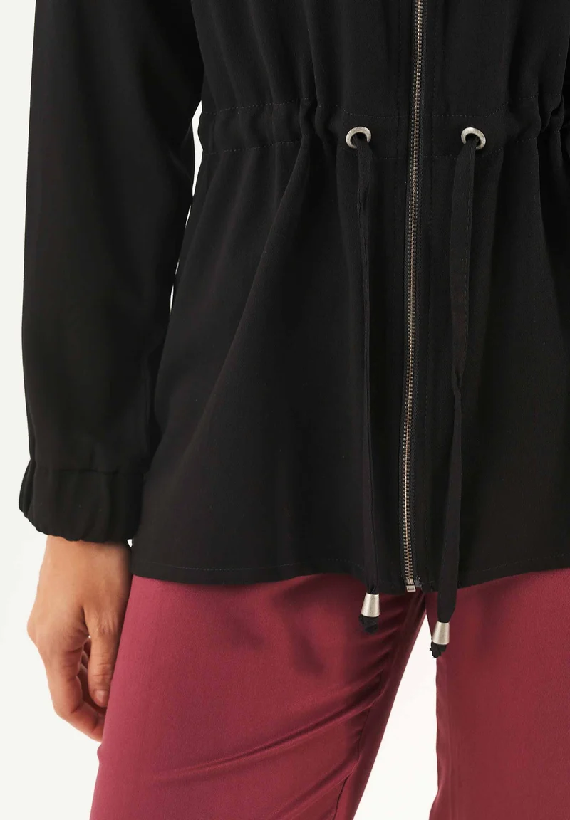 Jacke aus LENZING™ ECOVERO™