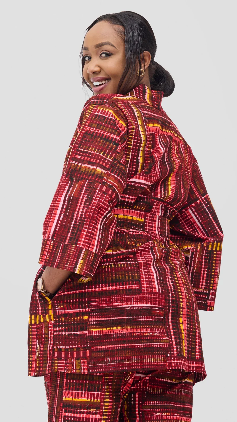 Vivo Short Kimono - Maroon / Pink Ara Print