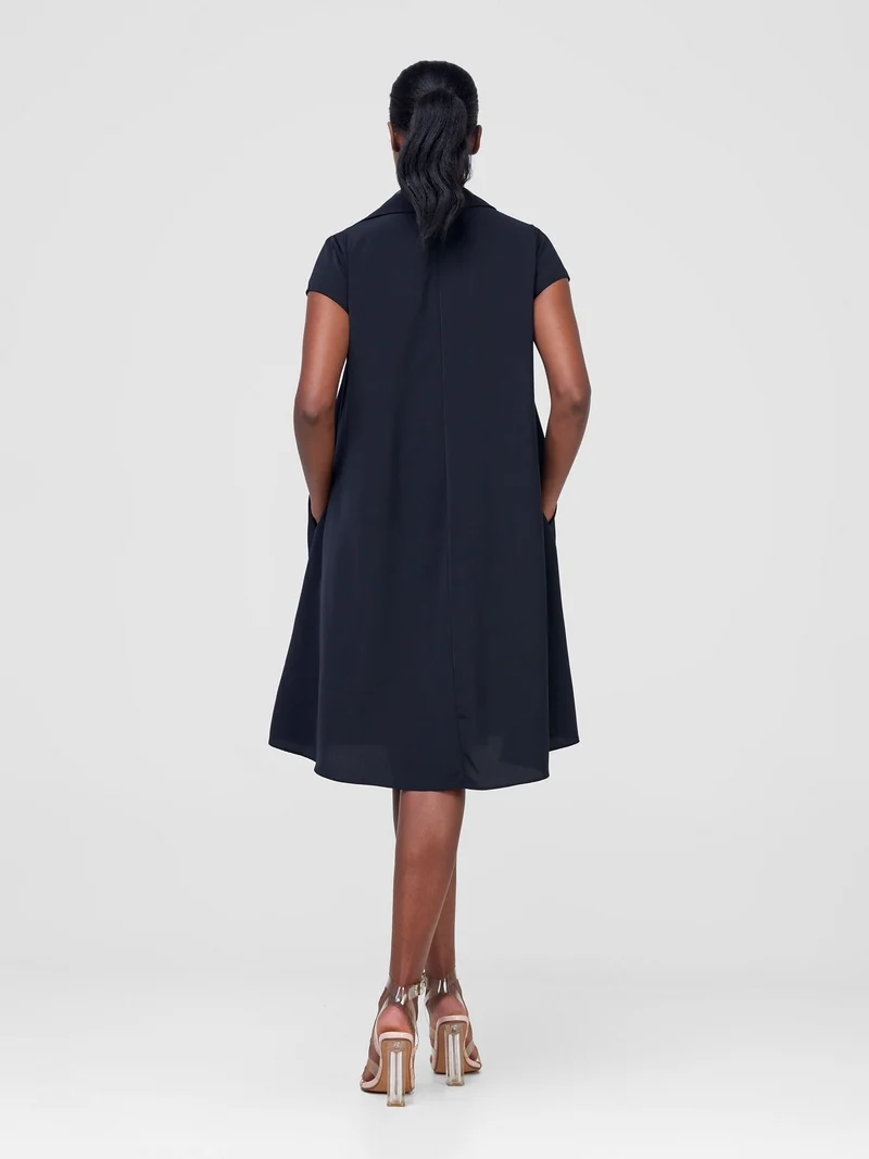 Vivo Yumi Cap Sleeve Knee Length Dress in Crepe - Black