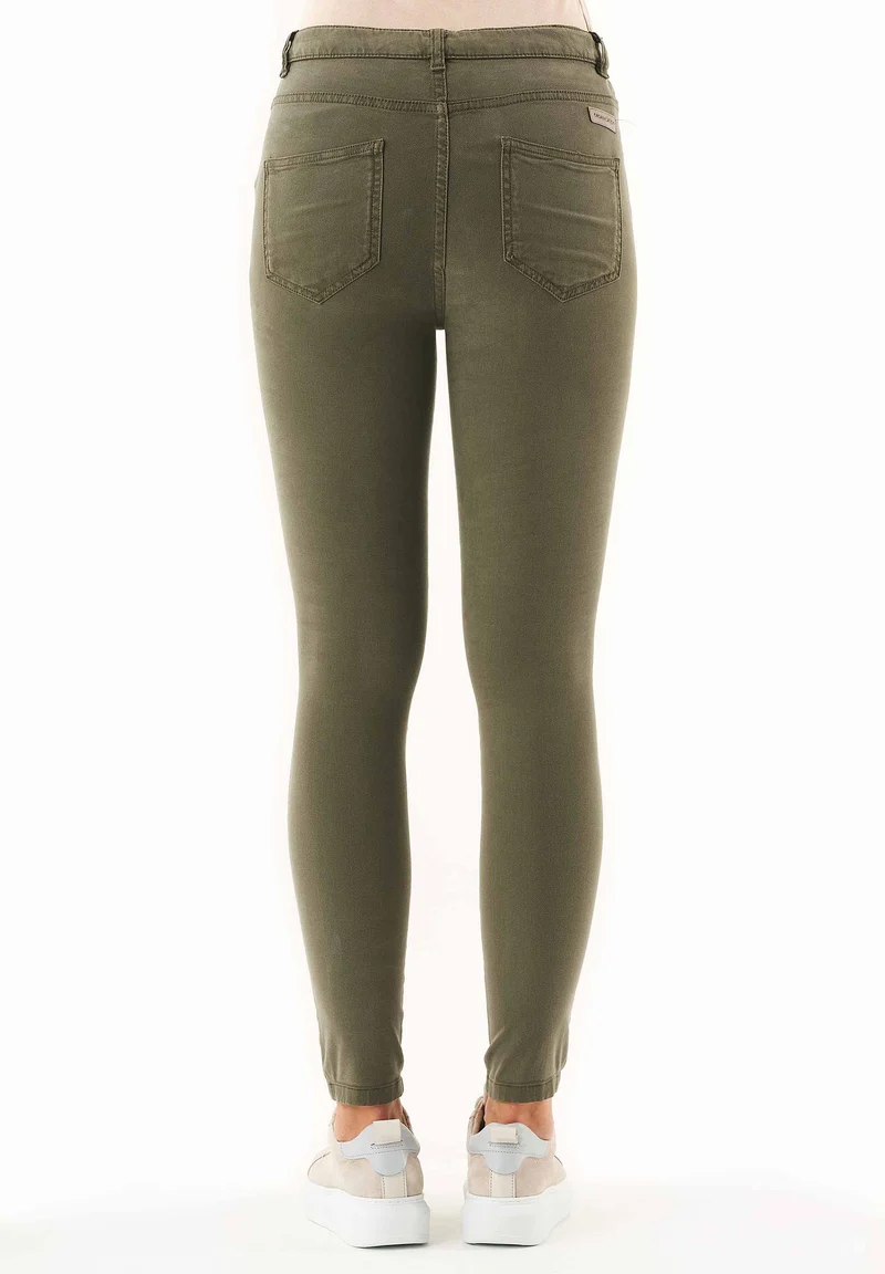 Hose aus TENCEL™ Lyocell und Bio-Baumwolle
