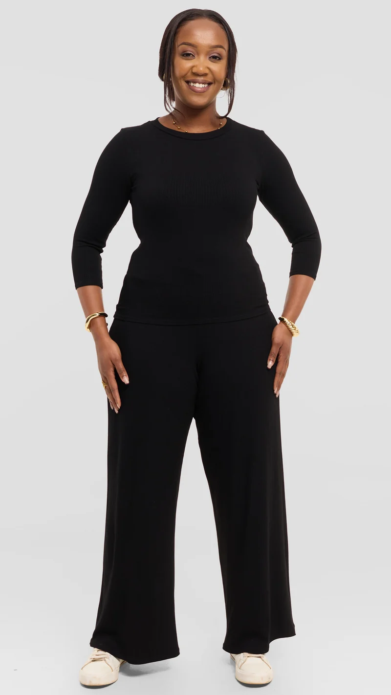 Vivo 3/4 Sleeve Crew Neck Top in Rib - Black