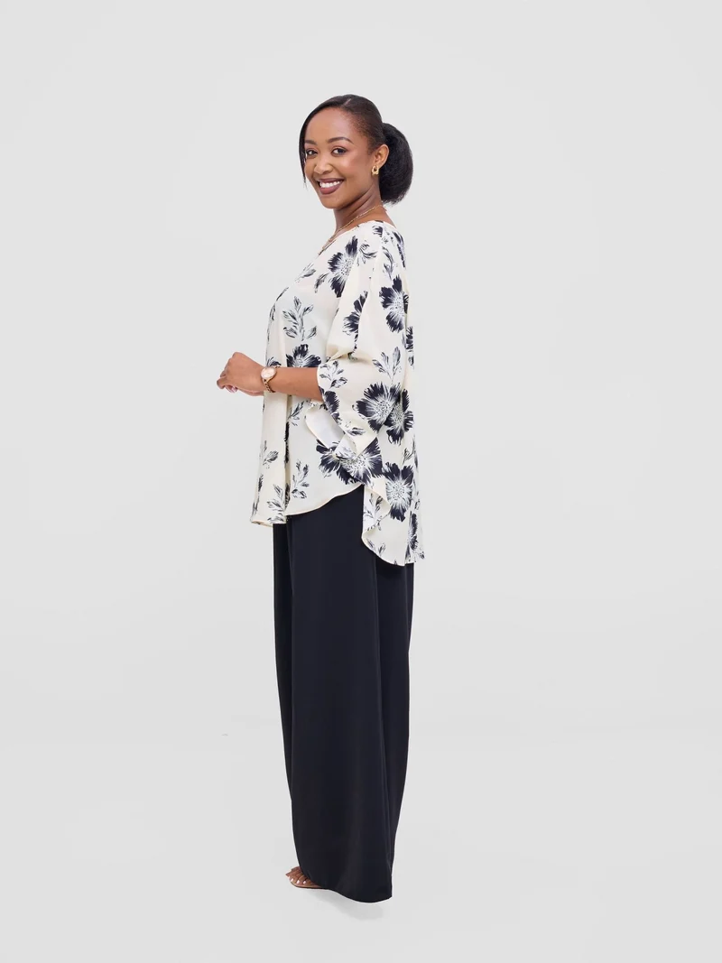 Vivo Sakari Circular Loose Top - Off-white / Black Crepe Print