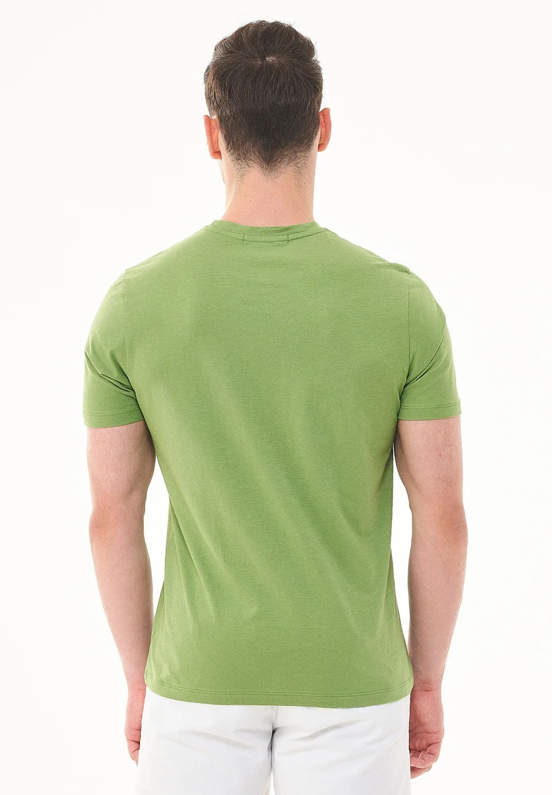 Basic T-Shirt aus Bio-Baumwolle