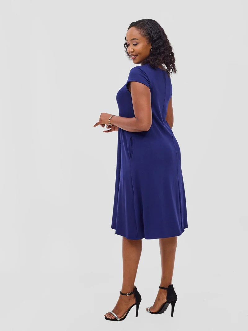 Vivo Leila Cap Sleeve Tent Knee Length Dress - Navy Blue