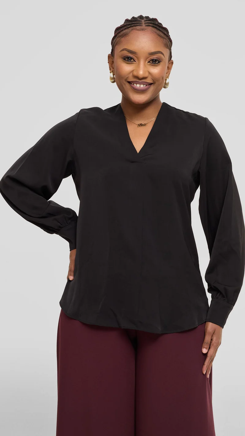Vivo Ajani V-Neck Top in Crepe - Black