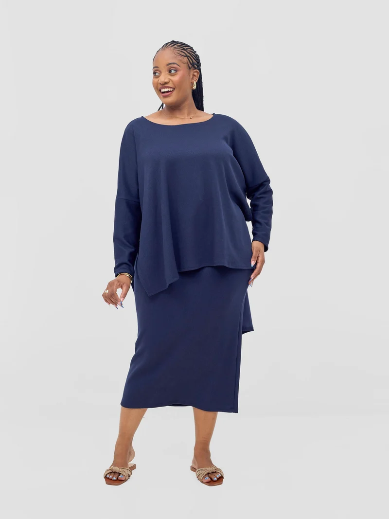 Vivo Safa Sweater in Stretch Rib - Navy