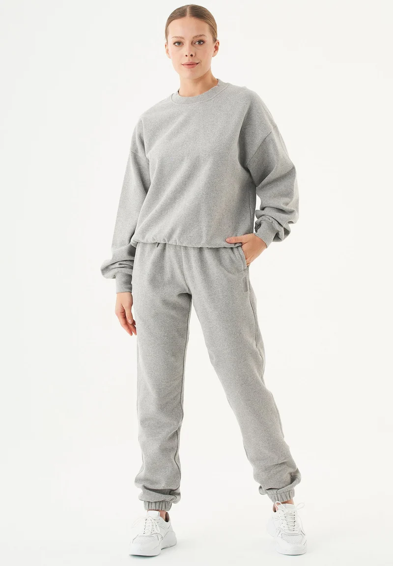 BUKET Soft Touch Sweatshirt aus Bio-Baumwolle