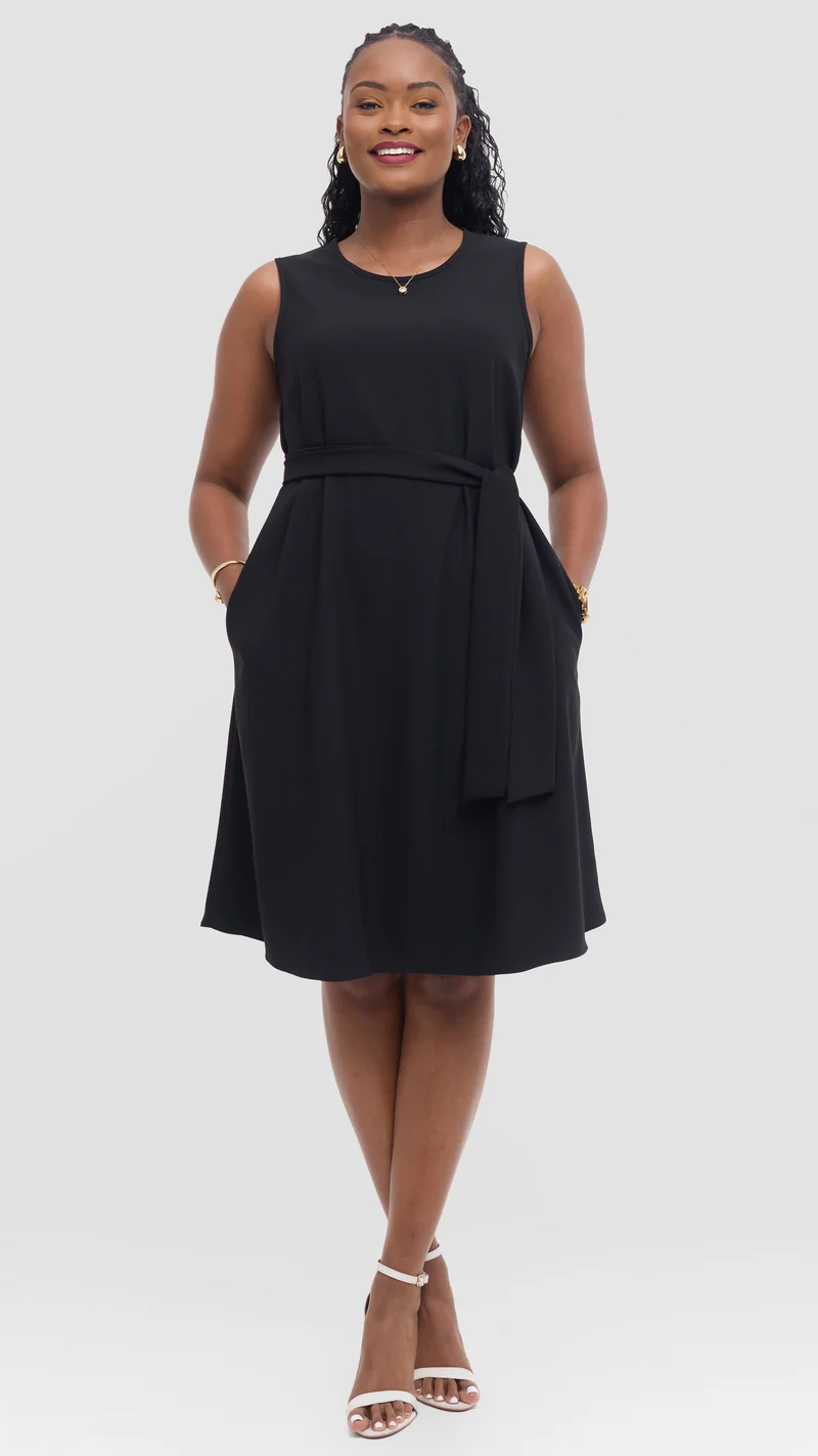 Vivo Niari Sleeveless Tent Dress in Crepe - Black