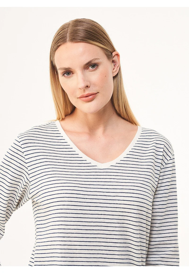 Gestreiftes 3/4-Arm Shirt aus Bio-Baumwolle und Leinen