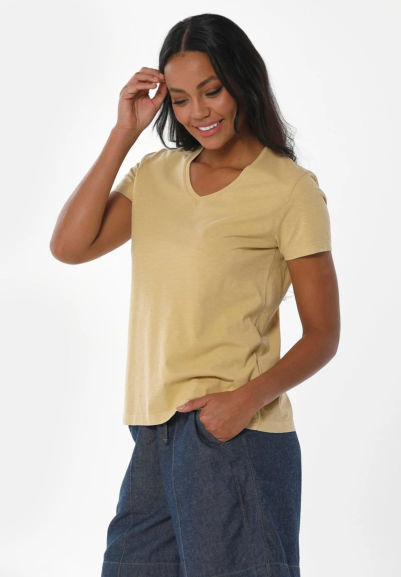 Natural Dyed T-Shirt aus Bio-Baumwolle