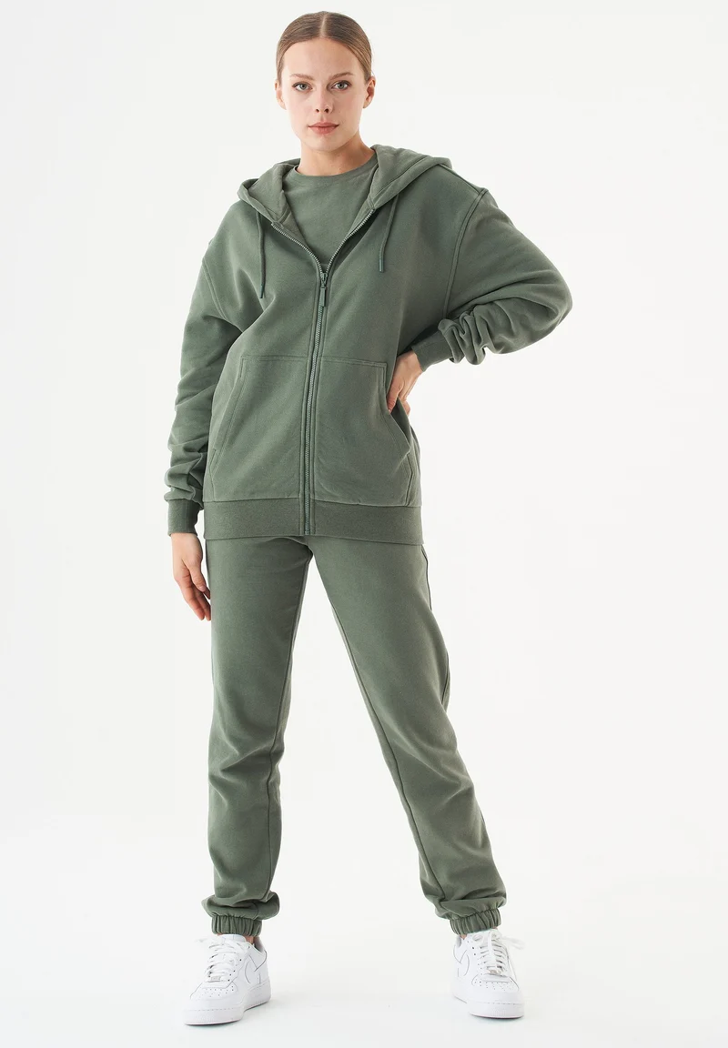 JUNDA Unisex Soft Touch Sweatjacke aus Bio-Baumwolle