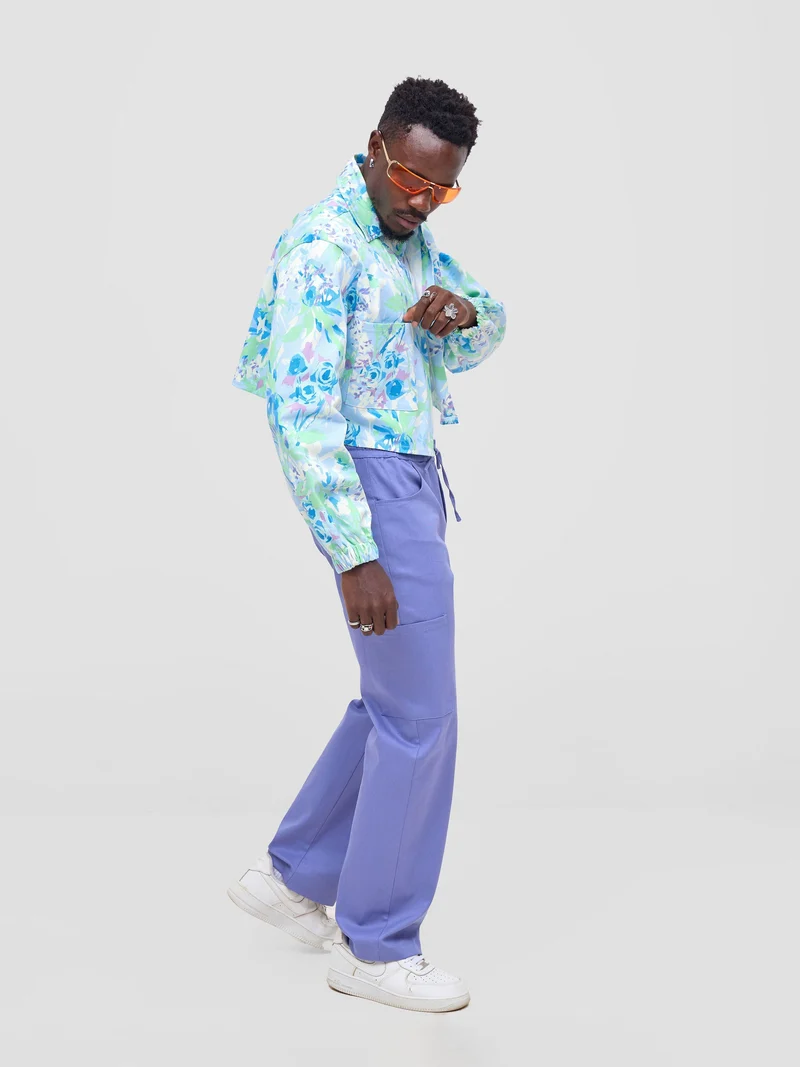 Zoya Nia Long Sleeved Crop Shacket - Blue / White Floral Print