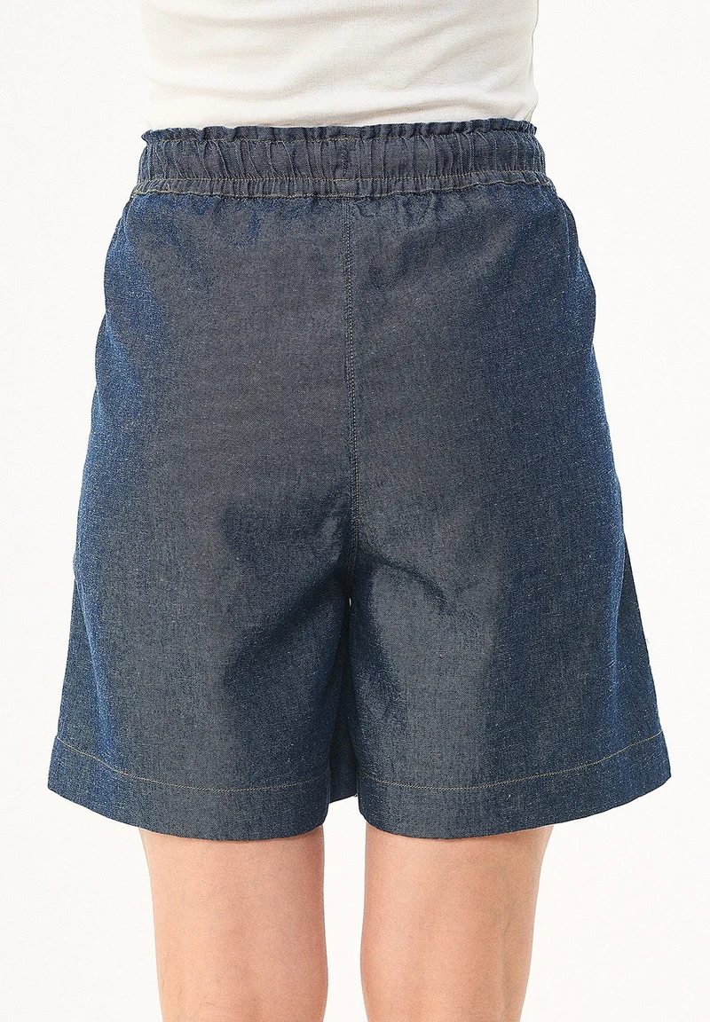 Denim-Shorts aus Bio-Baumwolle und TENCEL™ Lyocell mit Hanf