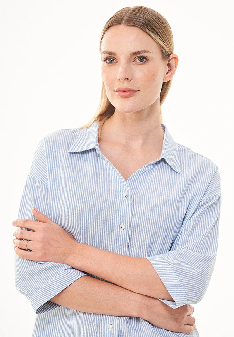 Gestreiftes Hemdbluse aus Leinen-Bio Baumwolle Mix