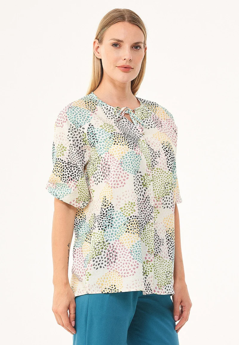 Bluse aus TENCEL™ Lyocell mit Allover-Print