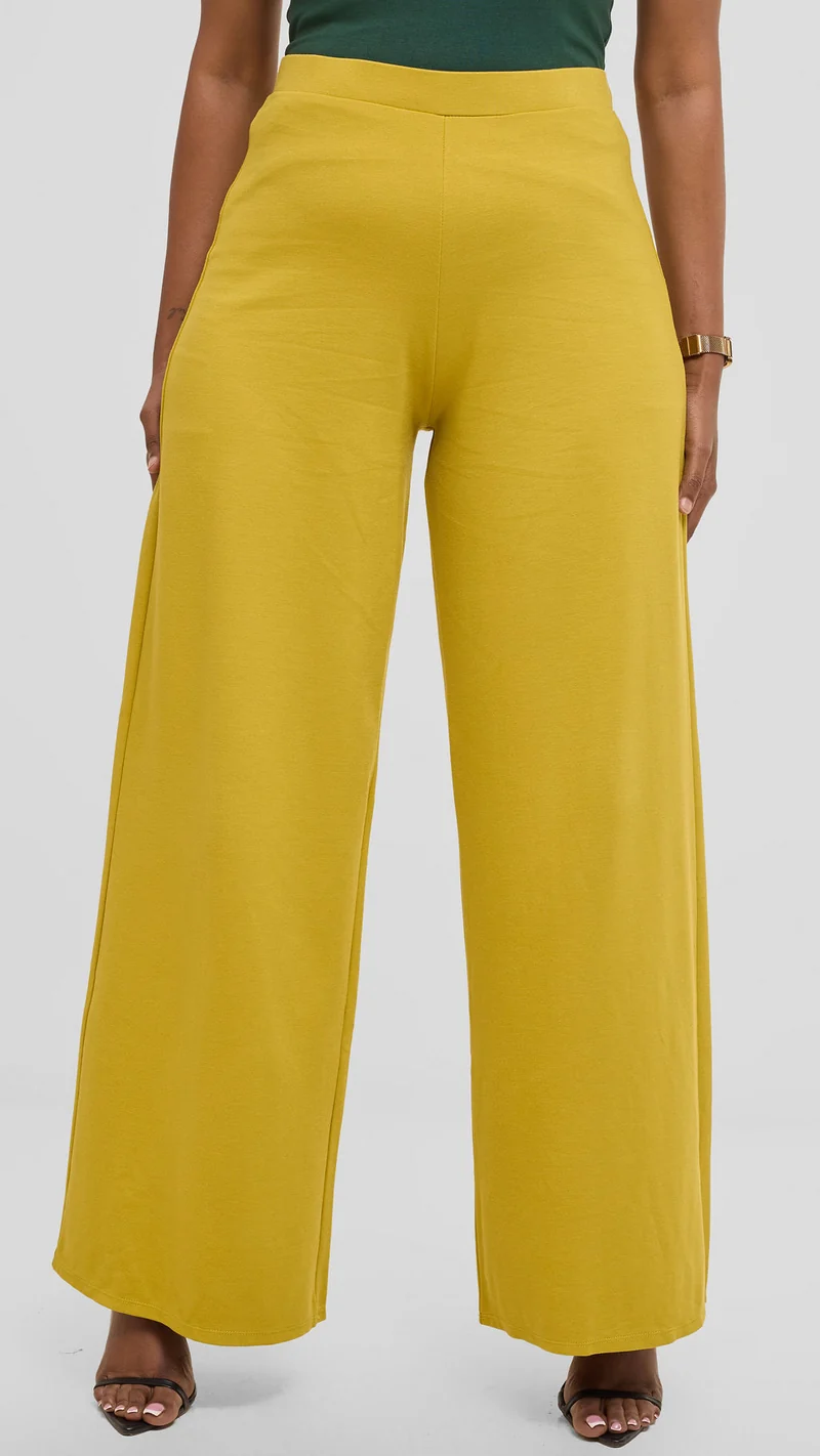 Vivo Aleri Wide Leg Pants in Ponte - Olive
