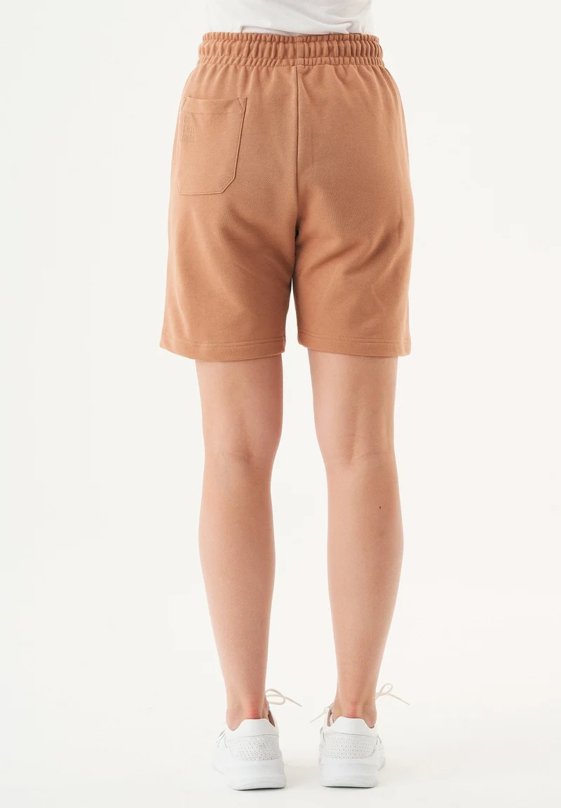 SHEYMA Sweatshorts aus Bio-Baumwolle