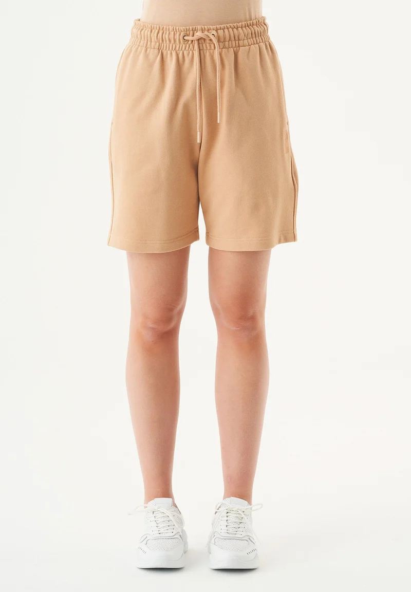 SHEYMA Sweatshorts aus Bio-Baumwolle