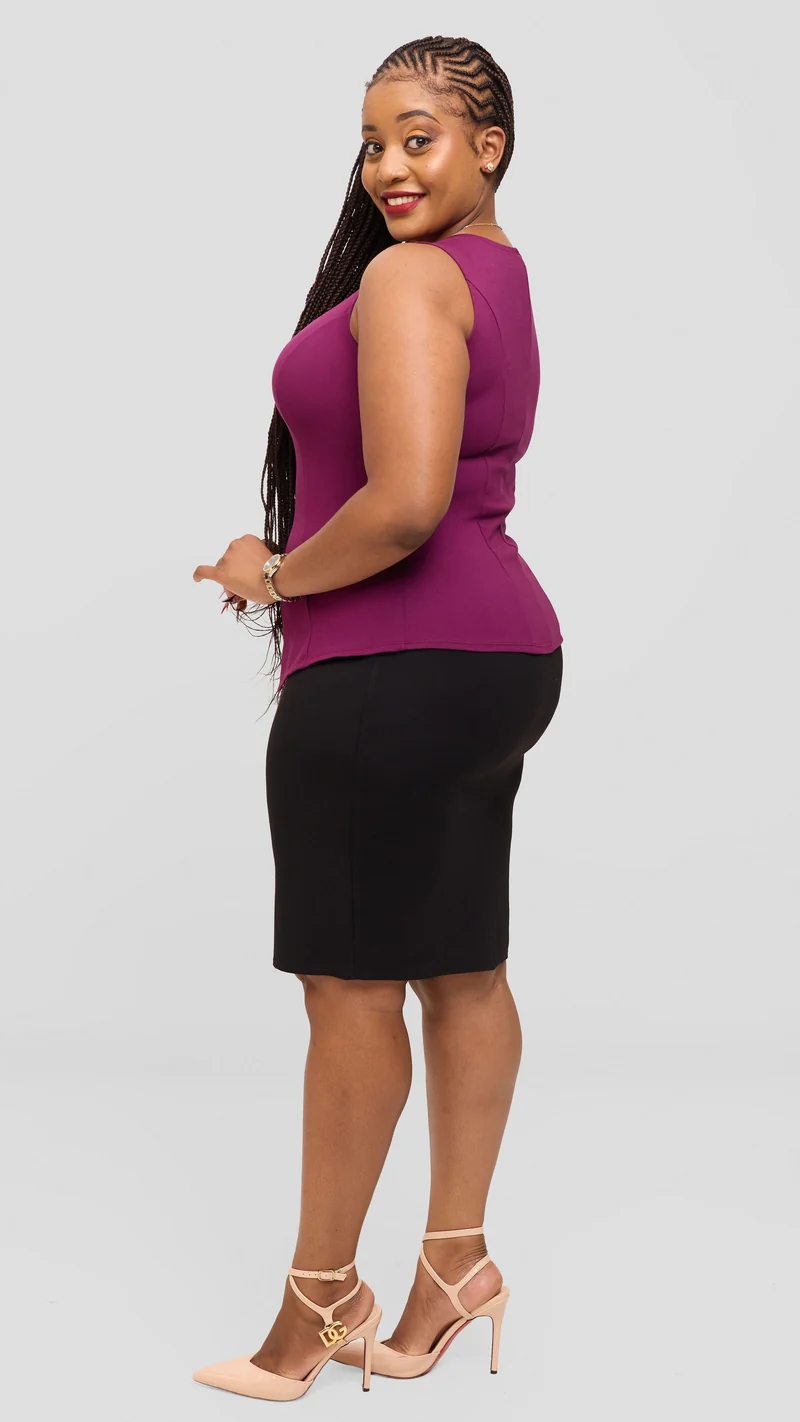 Vivo Sleeveless Vest in Ponte - Mulberry
