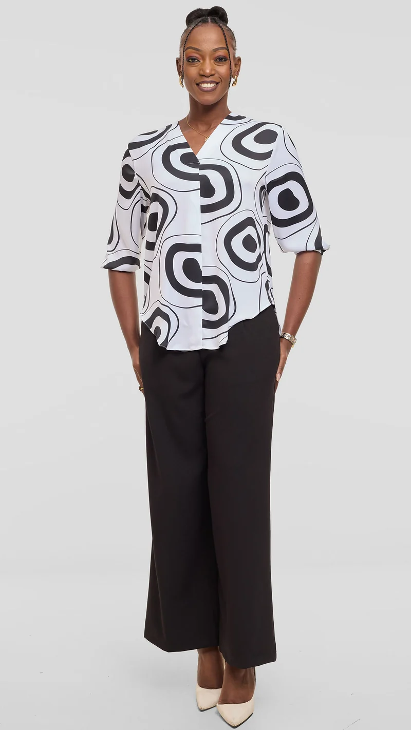 Vivo Dua Shirt in Textured Satin - Off White / Black Laisa Print