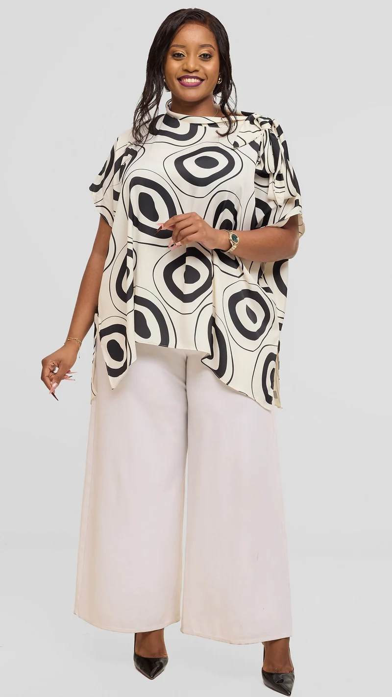 Vivo Takali Tunic Top in Textured Satin - Off White / Black Laisa Print