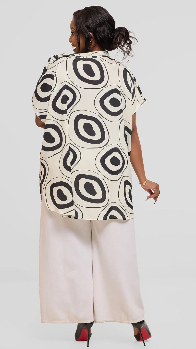 Vivo Takali Tunic Top in Textured Satin - Off White / Black Laisa Print