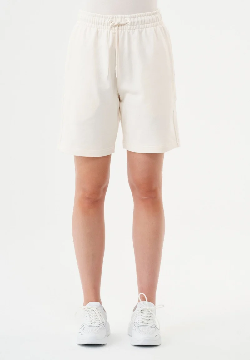 SHEYMA Sweatshorts aus Bio-Baumwolle
