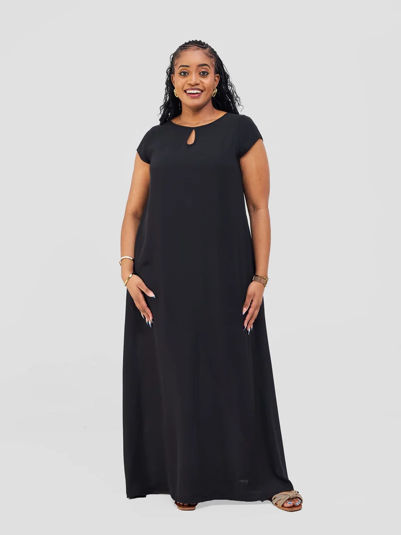 Vivo Sierra Maxi Chiffon Dress in Chiffon- Black