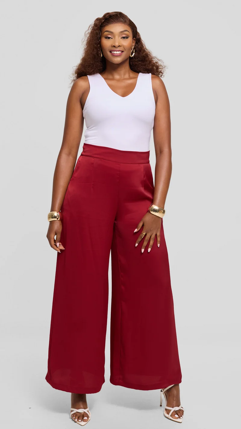 Vivo Wide Leg Pants in Textured Satin - Dark Red