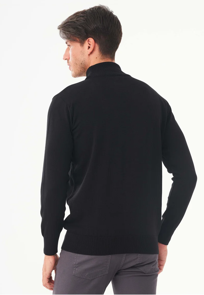 Rollkragenpullover aus Bio-Baumwolle