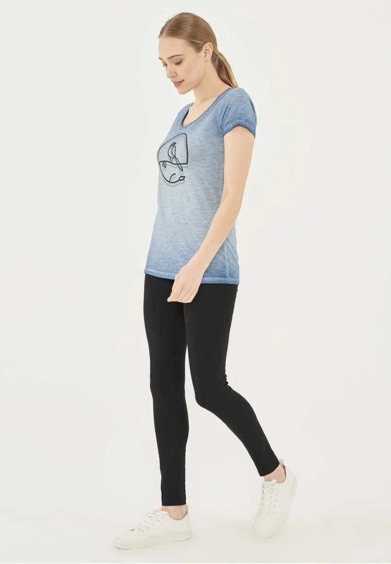 Garment Dyed T-Shirt aus Bio-Baumwolle mit Vogel-Print