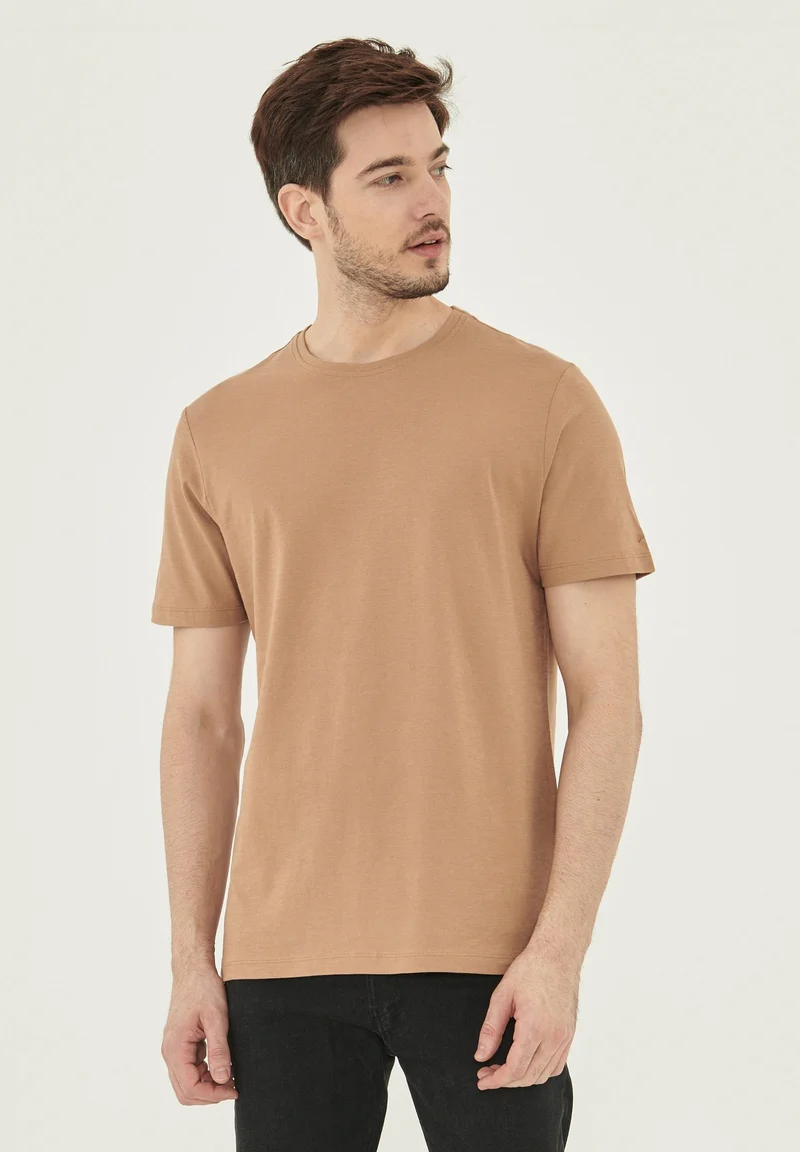 Basic T-Shirt aus Bio-Baumwolle