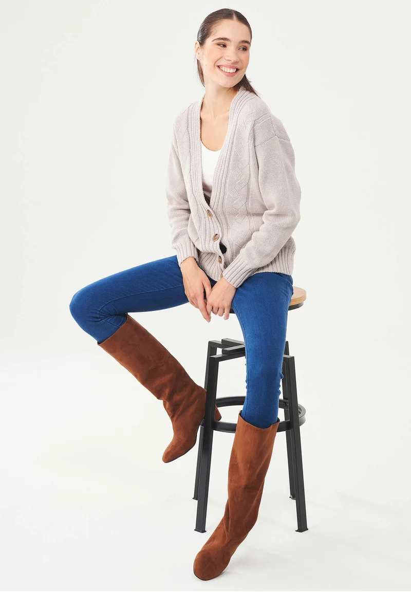 Cardigan aus Bio-Merinowolle und Bio-Baumwolle