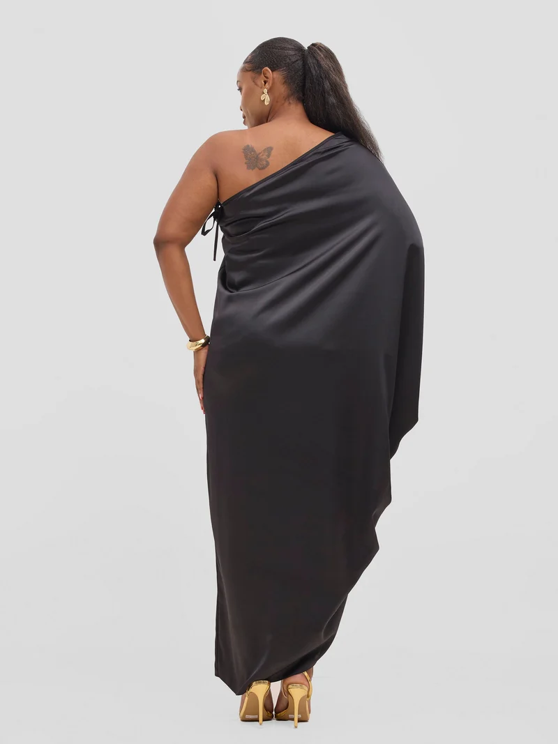 Vivo Yene One Shoulder Kaftan - Black