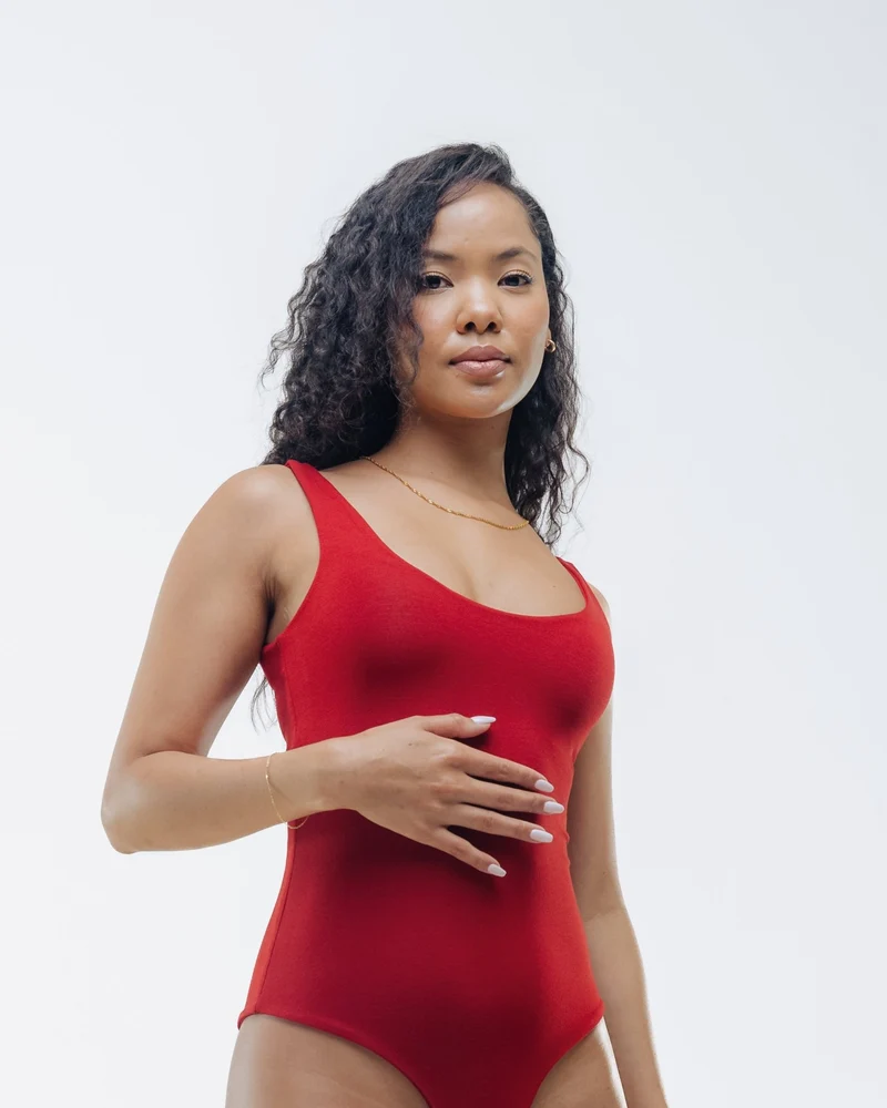 Vivo X This Is Essential Sleeveless Scooped Neck Bodysuit - Red