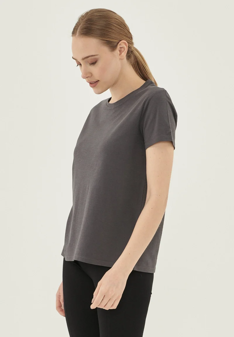 Basic T-Shirt aus Bio-Baumwolle