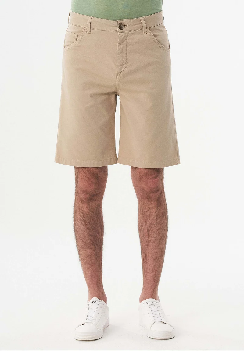 Five-Pocket-Shorts aus Bio-Baumwolle