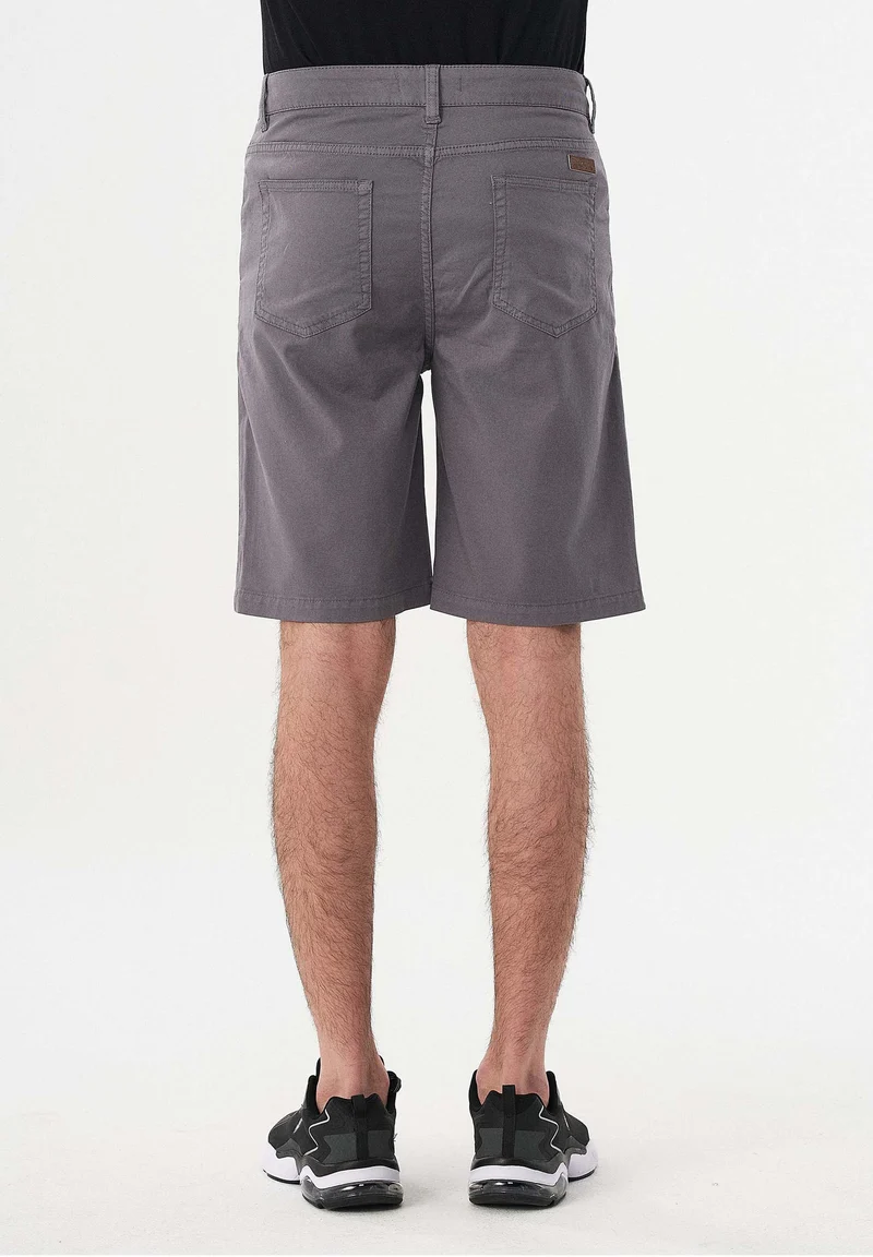 Five-Pocket-Shorts aus Bio-Baumwolle