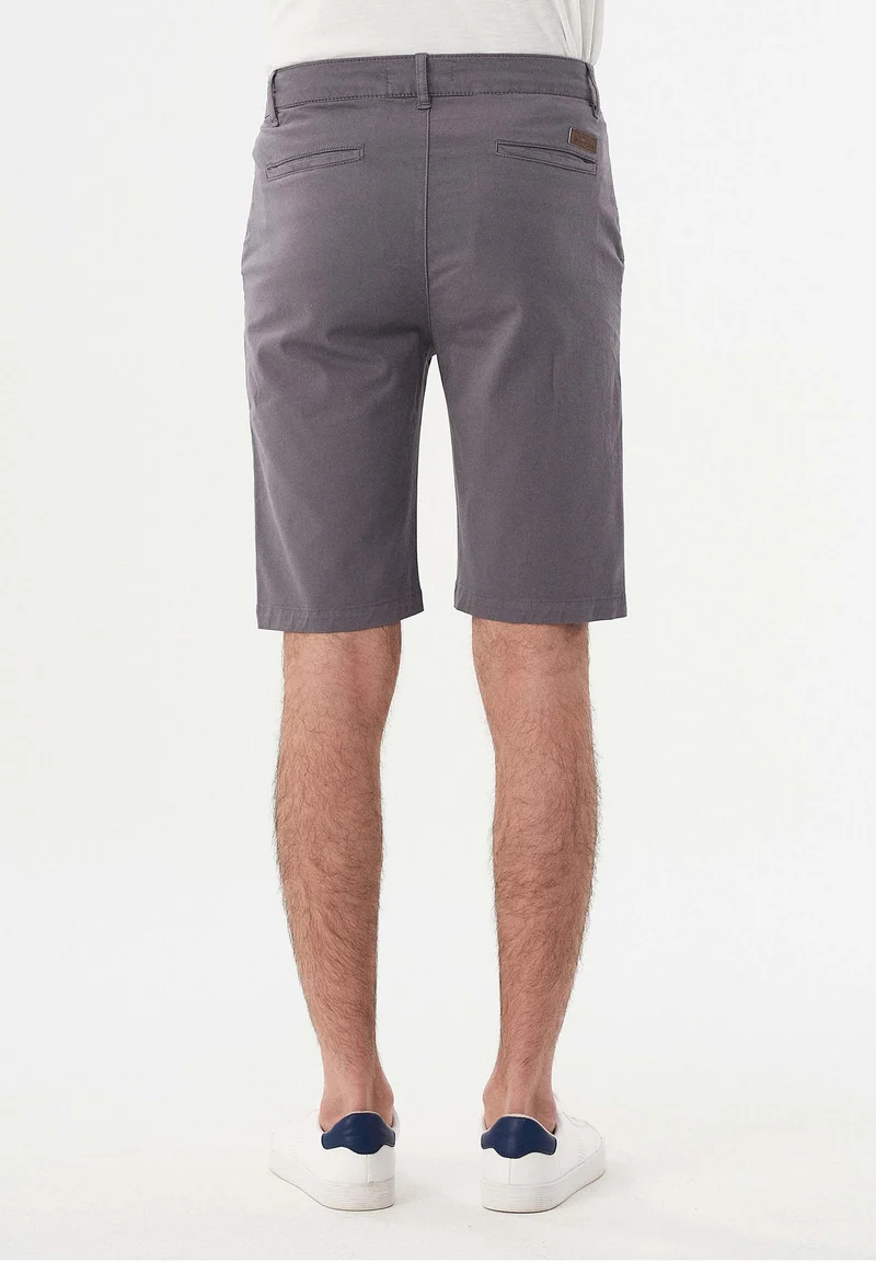 Slim Chino-Shorts aus Bio-Baumwolle