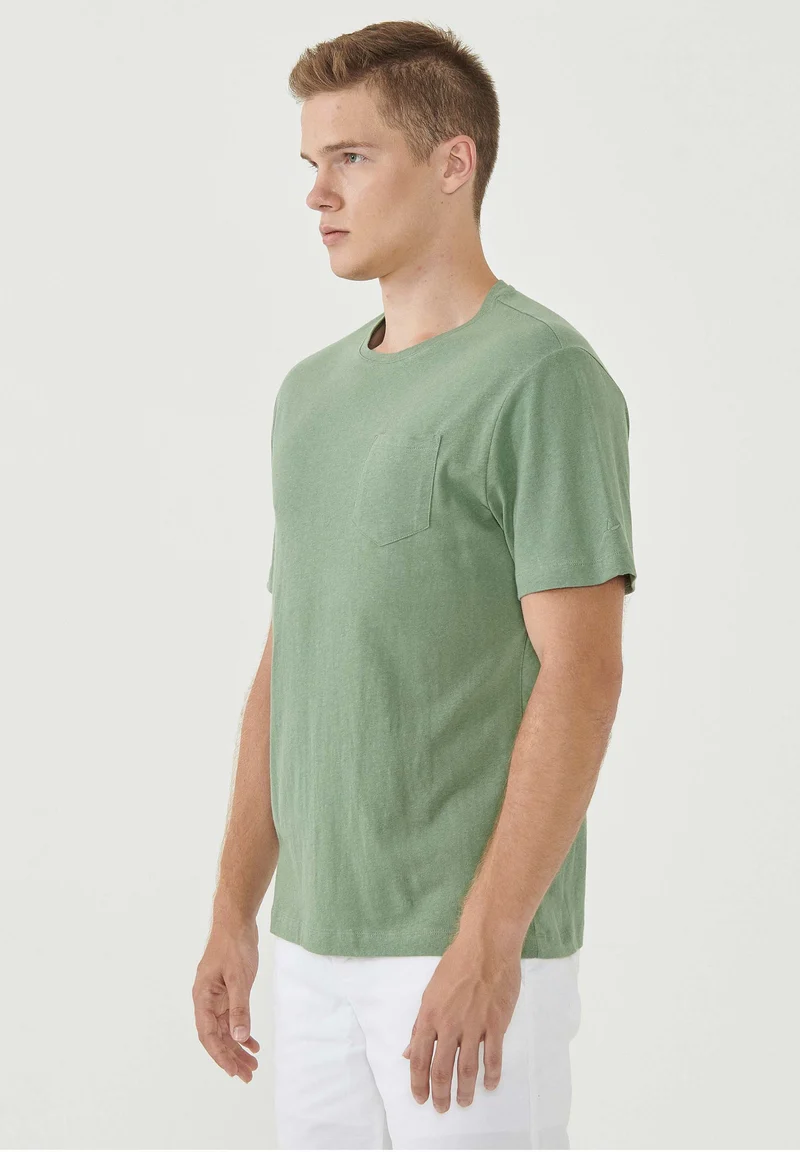 T-Shirt aus Bio-Baumwolle und Leinen mit Brusttasche