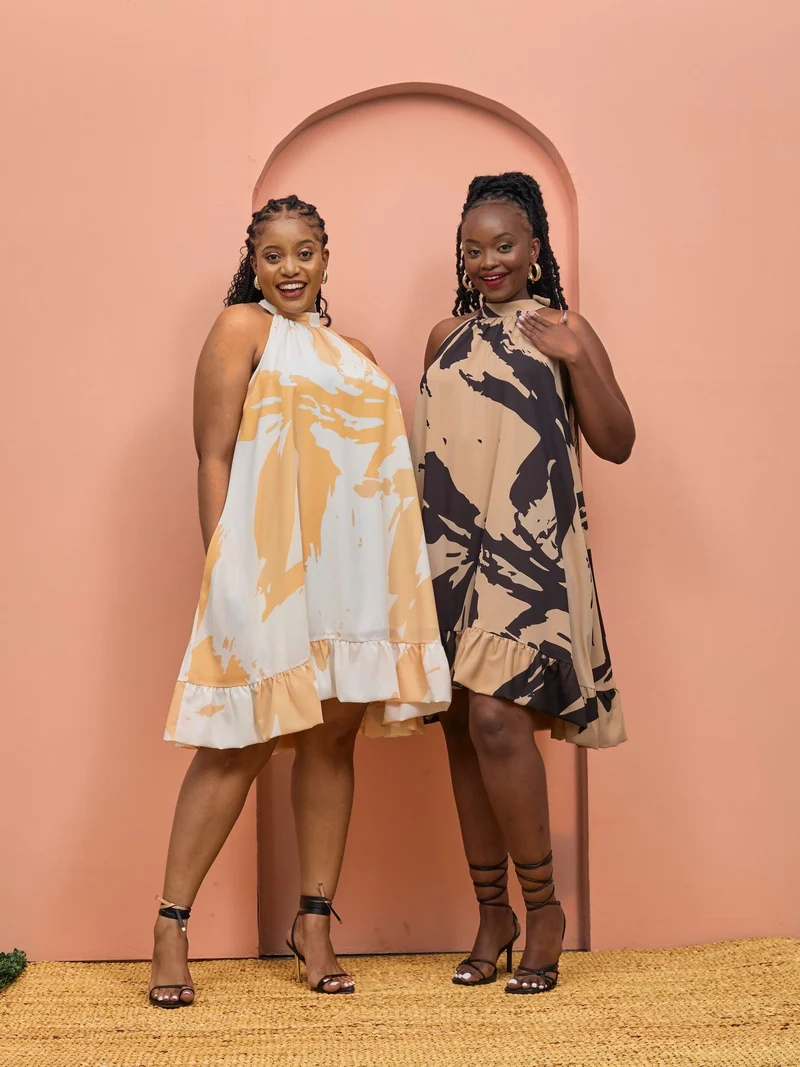 Vivo Beali Baby Doll Dress - Off White / Gold Lea Print