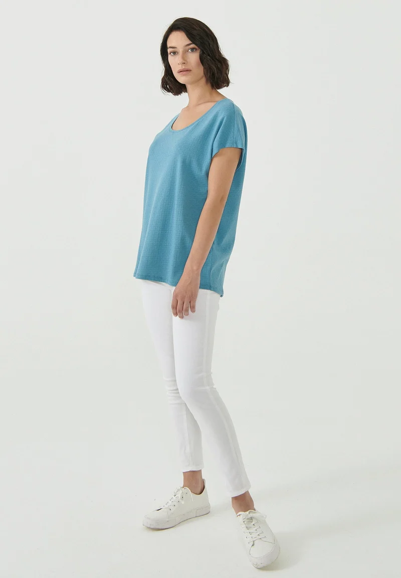 T-Shirt aus Bio-Baumwolle mit Strukturmuster