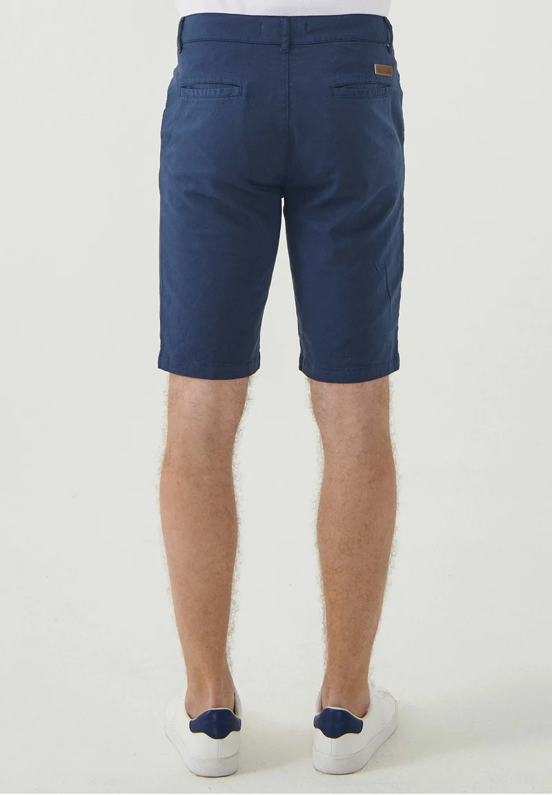 Slim Chino-Shorts aus Bio-Baumwolle