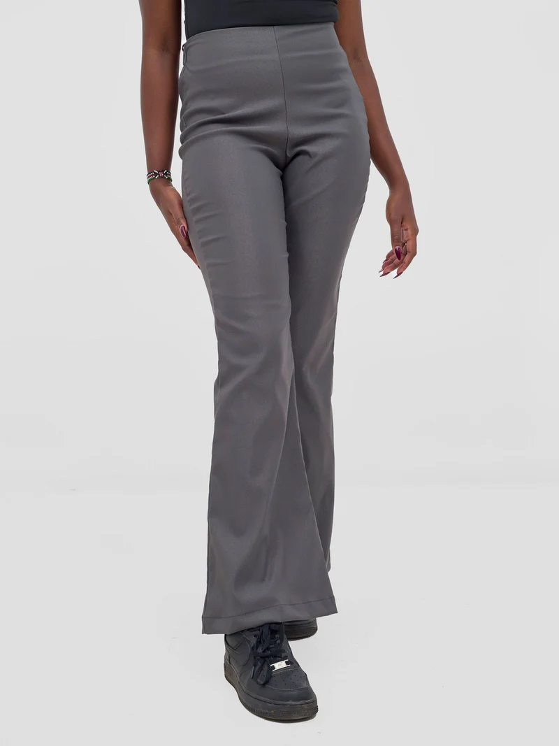 Zoya Sadira Bell Bottom Pants - Grey