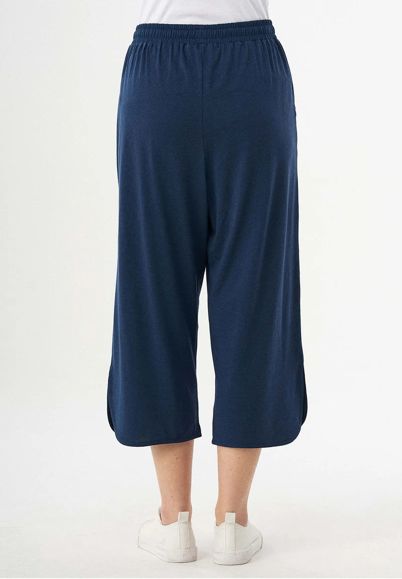 Jerseyhose aus TENCEL™ Lyocell und Bio-Baumwolle in 3/4-Länge