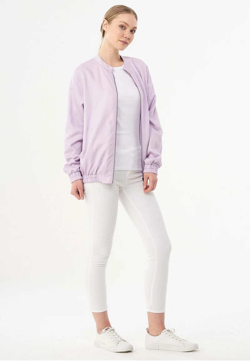 Bomberjacke aus TENCEL™ Lyocell