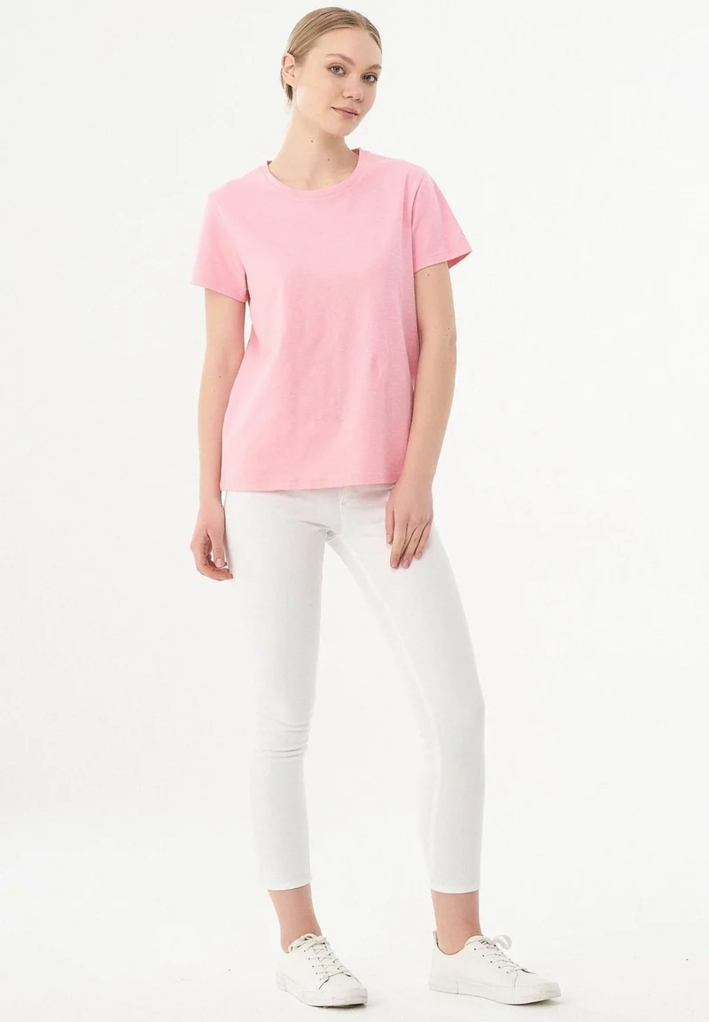 Basic T-Shirt aus Bio-Baumwolle