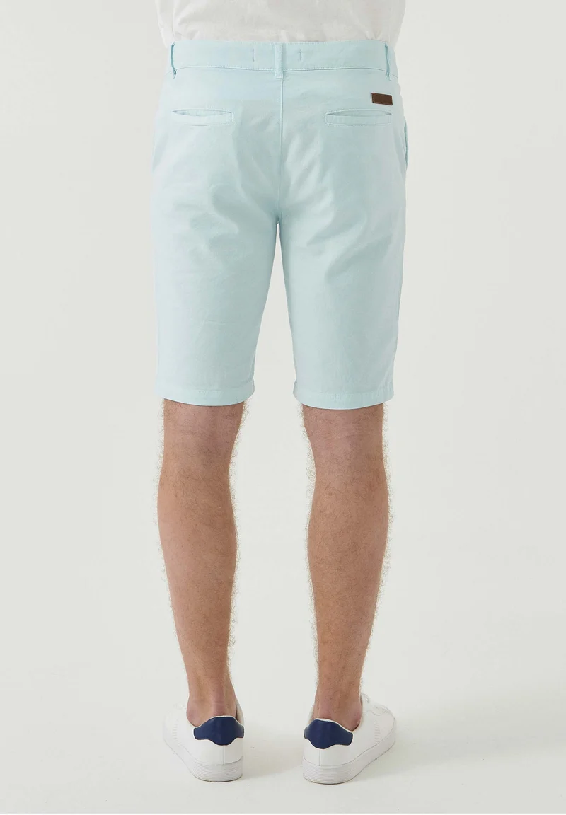 Slim Chino-Shorts aus Bio-Baumwolle